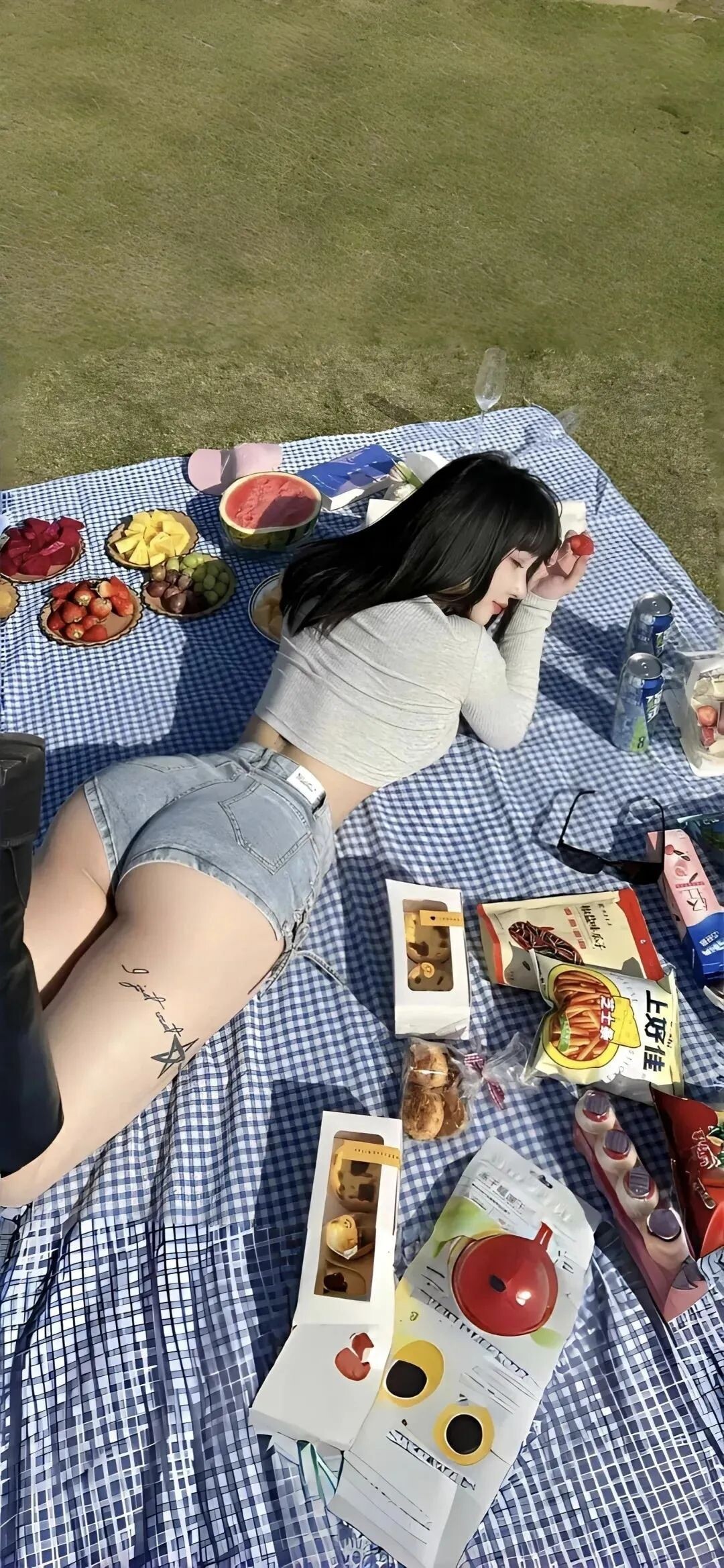 美女 (33)