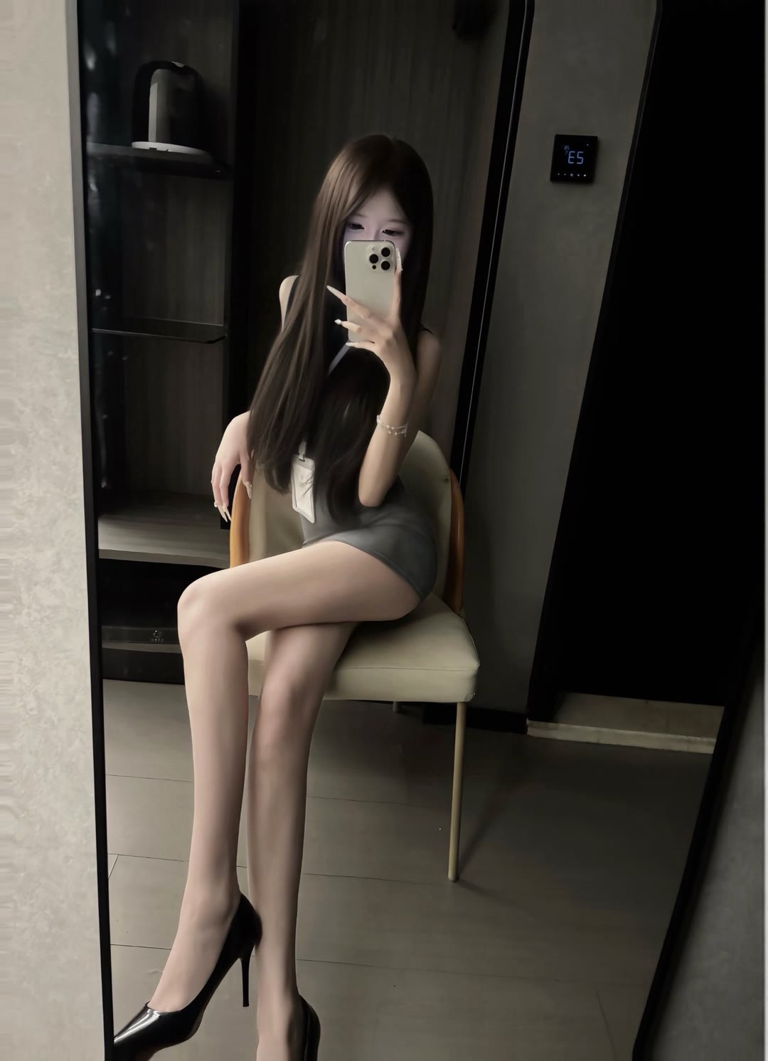 美女 (9)