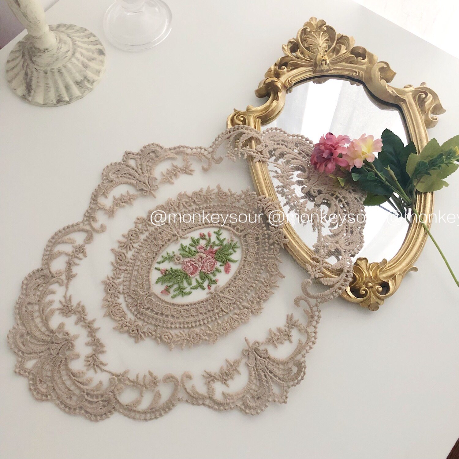 ins wind gorgeous lace dust cloth retro fiberglass water soluble lace embroidered dining mat hem slapping decorative background cloth-Taobao
