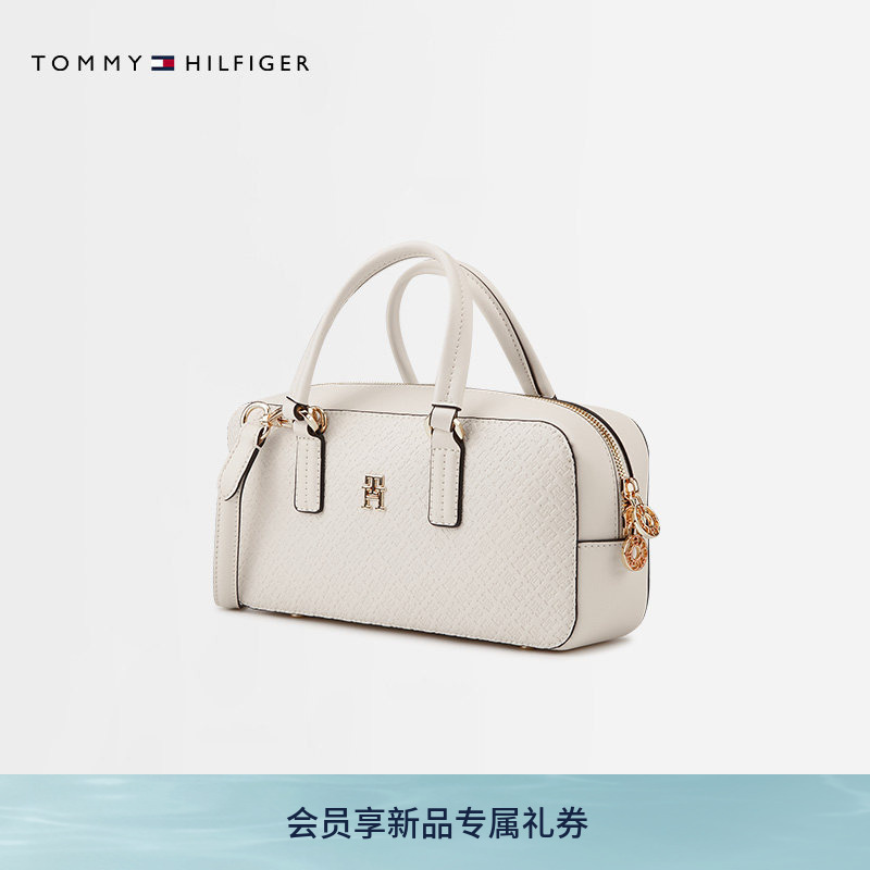 [Gift] Tommy26 New Spring and Summer Women's Clothing Commuter Flag Logo Embossed Handbag Shoulder Crossbody Bag