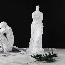 A modern simple Nordic resin abstract character model room decoration wine cabinet bookcase Art soft decoration