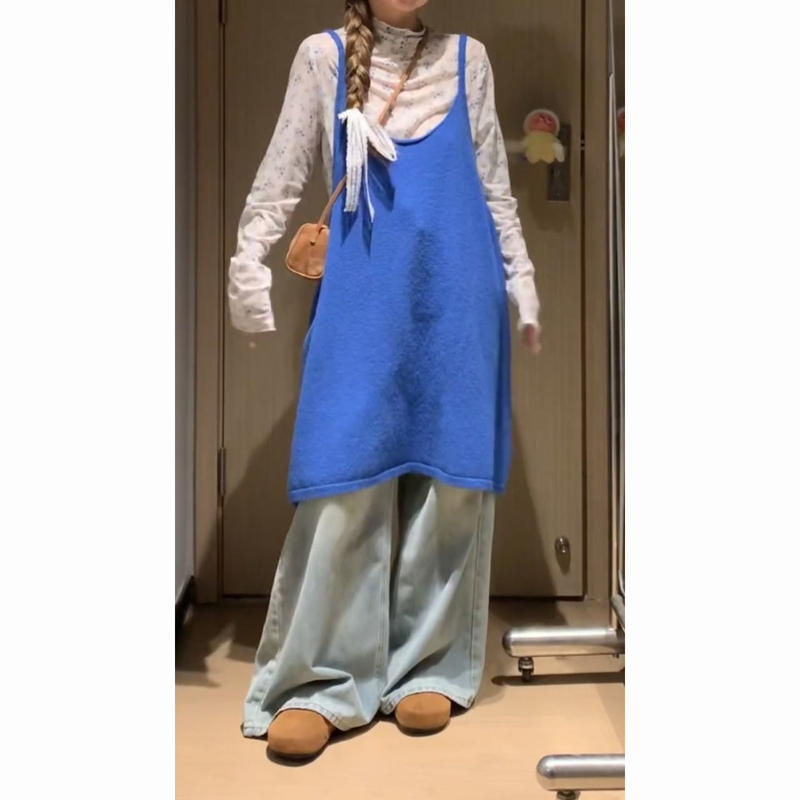 Korean-Style Sweet Casual Blue Loose Knit Camisole Dress + Floral Long-Sleeve Top Two-Piece Set Korean-Style Sweet Casual Blue Loose Knit Camisole Dress + Floral Long-Sleeve Top Two-Piece Set