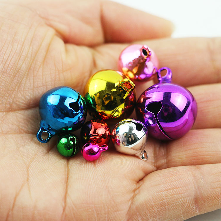 Pure copper pet bells, small, medium and large ornaments, hanging bells, decorative bells, crisp hand-woven accessories bells