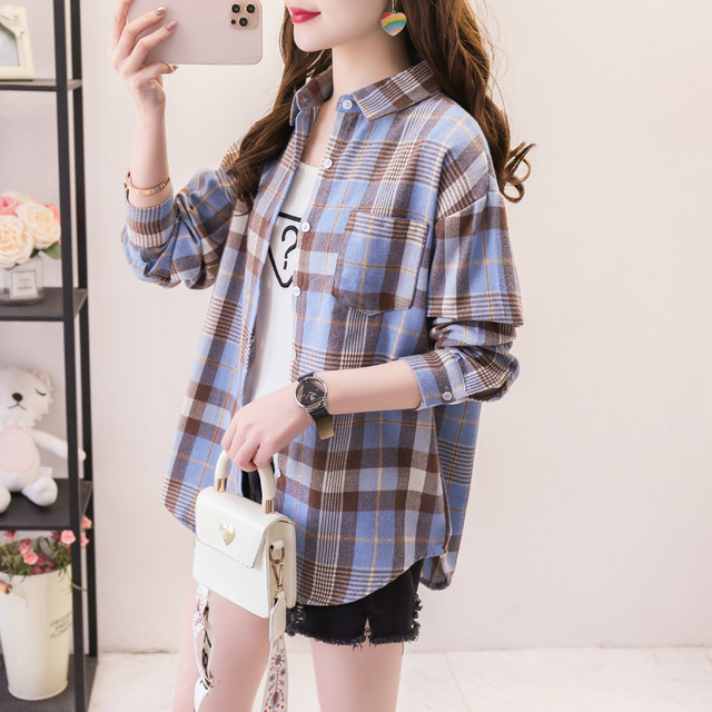 Plaid shirt women's loose long-sleeved brushed new all-match casual students spring and autumn large size Korean shirt jacket cotton