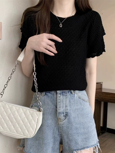 Женская одежда больших размеров, лето 2024, новый стиль Fat Sister, облегающие и облегающие вязаные топы с круглым вырезом и короткими рукавами для женщин