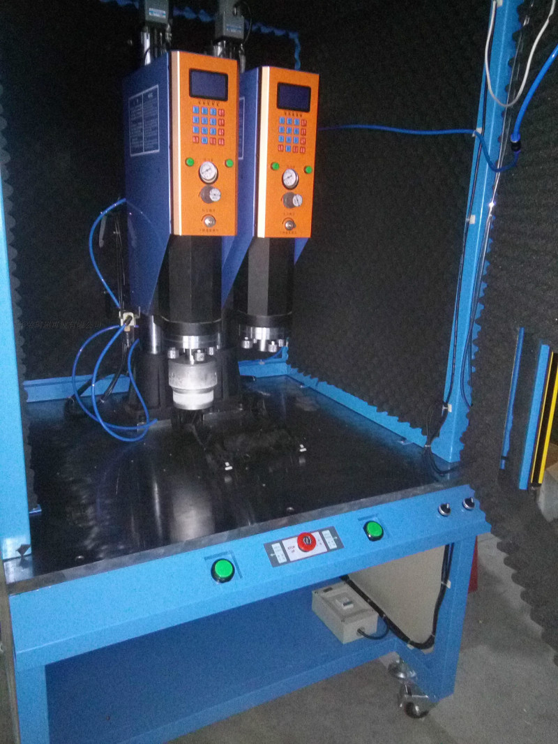 Double-head parallel soundproof cover ultrasonic welding machine melting machine plastic welding machine plastic welding machine Huarong Ke-Taobao