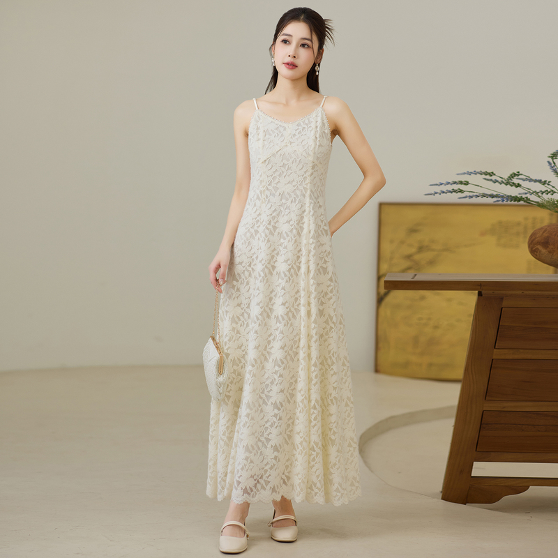 2026 New White Spaghetti Strap Dress for Women, Summer Light Luxury High-End Long Lace Inner Dress, Sleeveless Base Layer