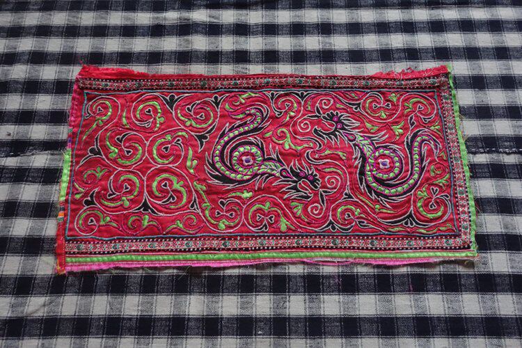 Hominin House Seeking To Know The Soundtrack Embroidered Sheet Cloth Patch Hand Embroidered Whole Zhang 44 * 22cm c-757