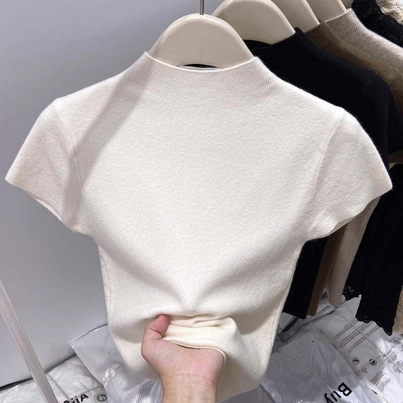 Half-High Collar Short-Sleeve Knit T-Shirt for Women, Summer Short Style, Fitted Shoulder, Slim-Fit Base Layer, Elegant Top