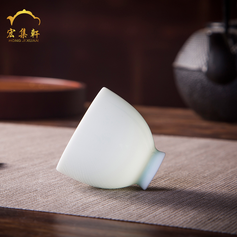 Jingdezhen ceramic cups tea kungfu masters cup noggin single BeiYing celadon jade porcelain teacup tea cup