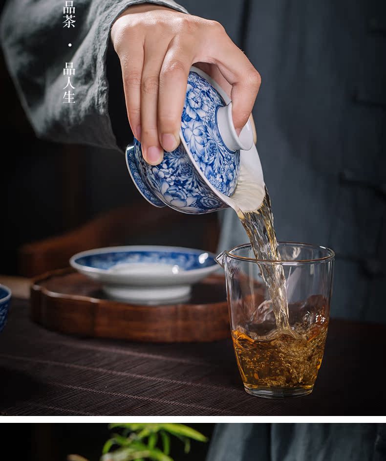 To burn only three tureen hand - made porcelain cups maintain flower tureen tea bowl of jingdezhen kung fu tea set by hand