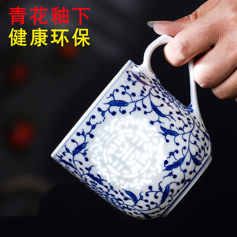 Jingdezhen ceramic cup every hatch cover cup all hand man high - capacity office teacups hand - made porcelain linglong cup