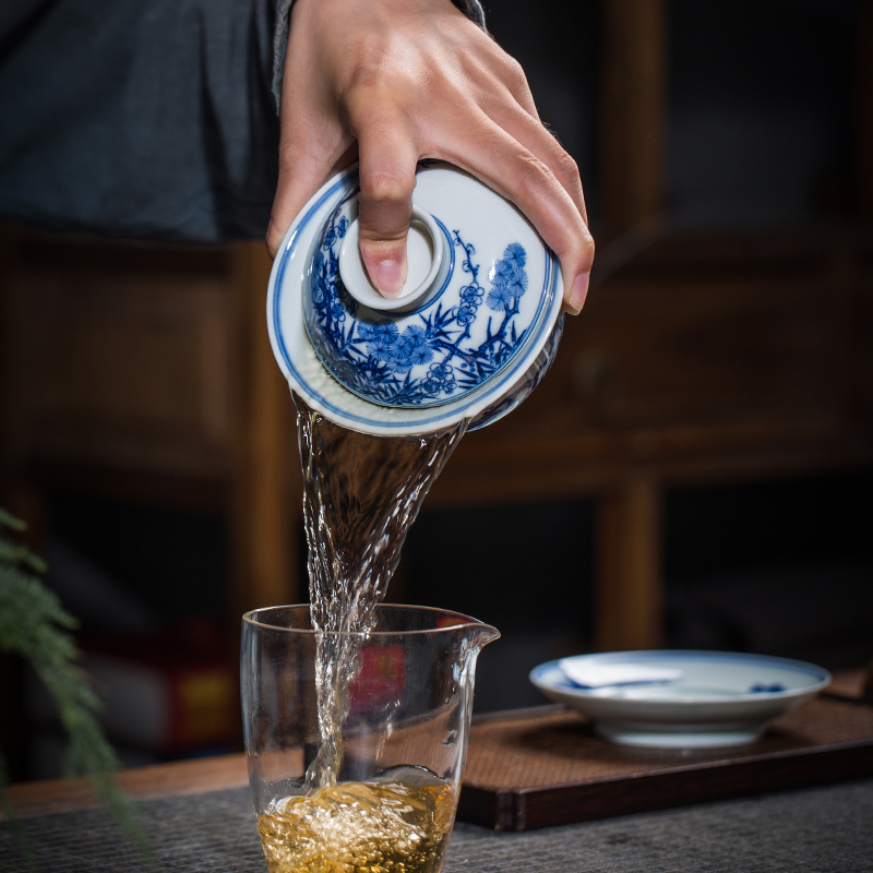 Jingdezhen firewood tureen hand - made ceramic tea set Chinese blue and white only maintain three tureen bowl cups by hand