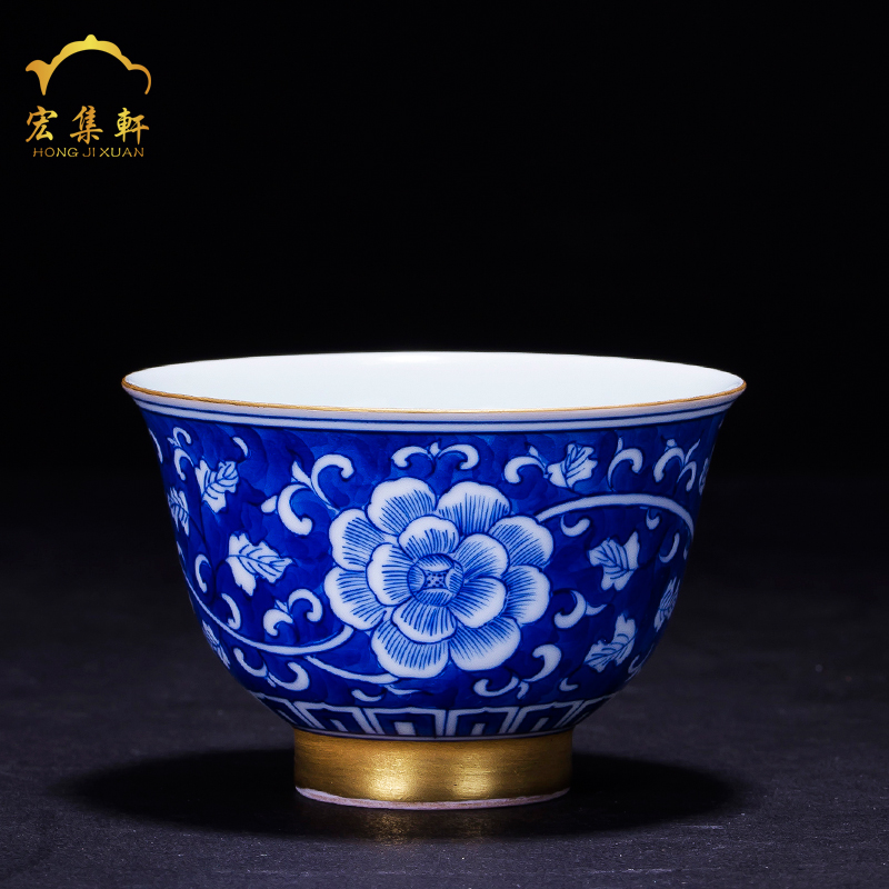 Blue and white master kung fu tea cups of jingdezhen ceramic tea set hand - made personal cup sample tea cup cup single cup a cup