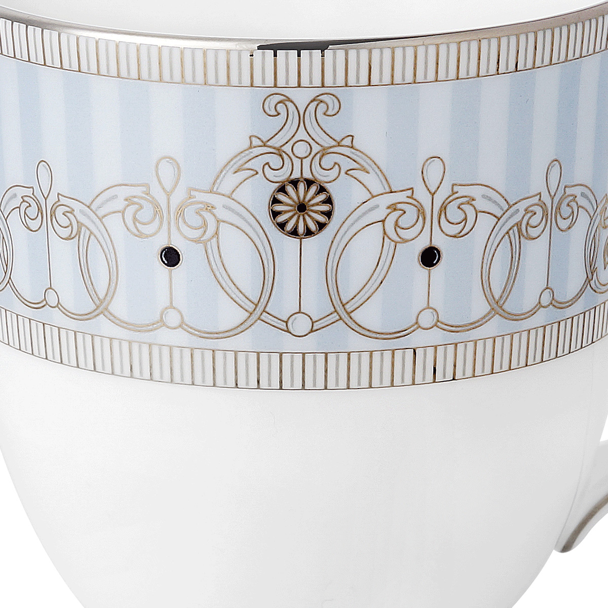 British Wedgwood Alexandra Alexander tall foot ipads porcelain keller of milk a cup of tea cups