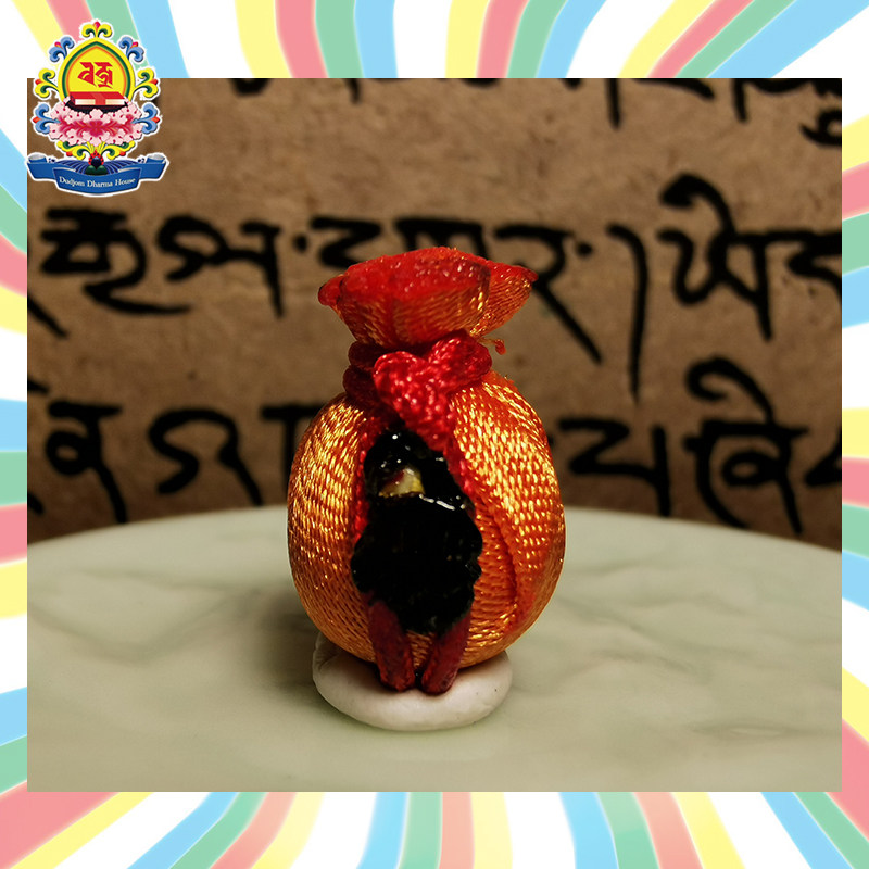 Bhutan's Ningma Badun Pearl to pass on the great yoga Nobu Nobu Pochetgu Dongzhib-Taobao