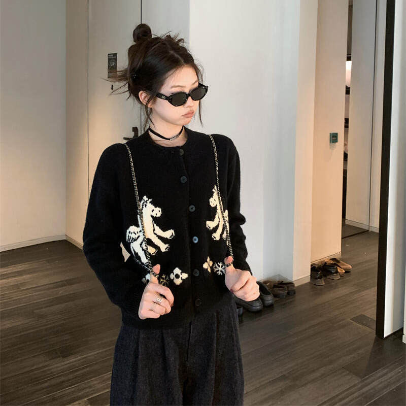 Little Pegasus Black Heavy-Duty Jacquard Knit Cardigan for Women, Autumn/Winter 2026 New American Retro Long-Sleeve Sweater Coat