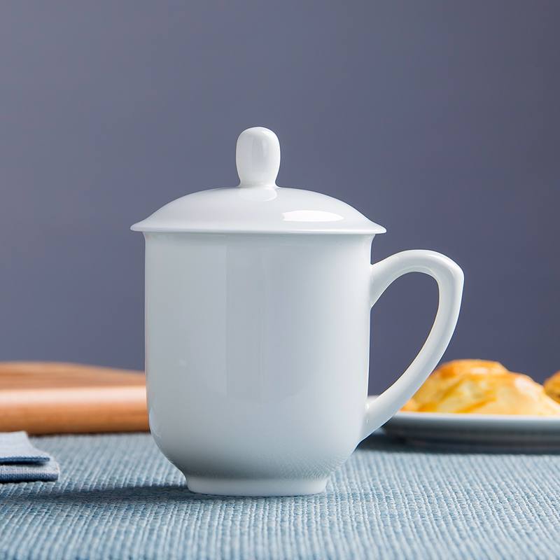 Jingdezhen ceramics with cover cup, office cup custom hotel conference room tea cup ipads porcelain cup