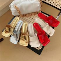 Square head toe sandals women 2020 Summer new open toe with a word slippers beach outside wear thin heel sandals