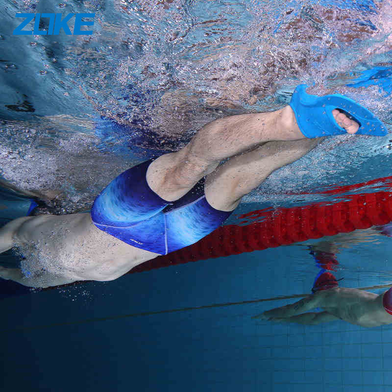 Плавание ноги. Плавание в коротких ластах. Ласты для плавания короткие синие silifins 500 nabaiji. Плавание в коротких ластах. Ласты для ныряния.