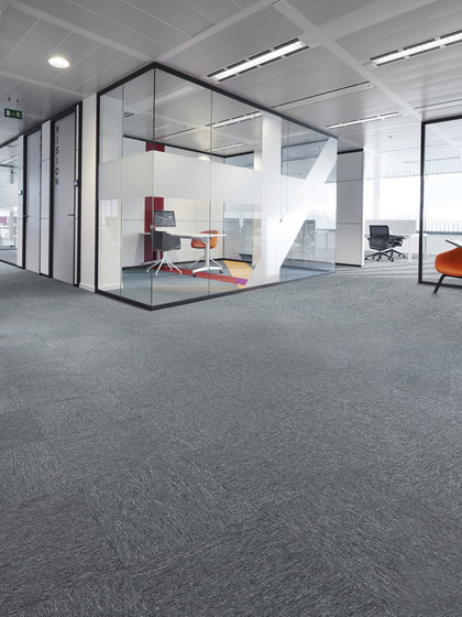 办公室方块拼接地毯商用台球厅写字楼工作室专用大面积全铺pvc