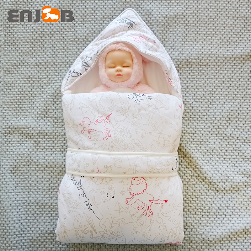 Wrapped baby autumn and winter thickened out newborn children wrapped cloth wrapped towel Newborn baby hug quilt dual-use quilt