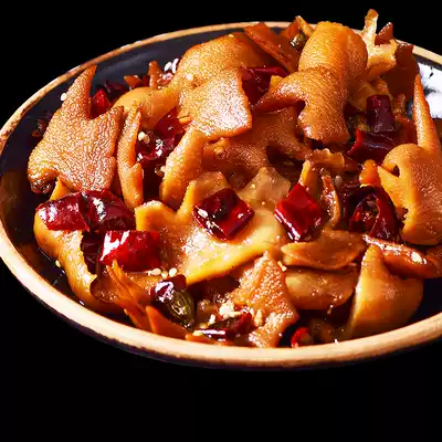 (99 choose 4 packs of SF Air Transport) Xiao Sanpo Xiang spicy chicken crown Sichuan specialty Net red food spicy ready to eat