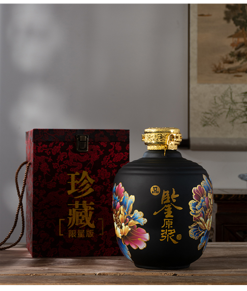 Jingdezhen ceramic wine jars archaize 5 jins put household with cover hip bottle wine sealed bulk liquor bottles