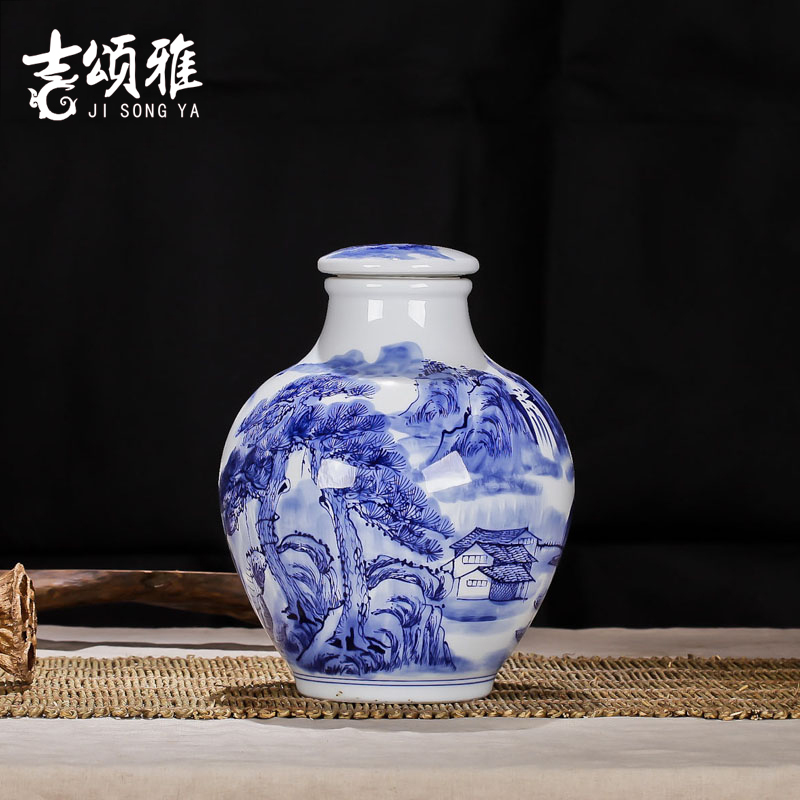 Mercifully bottle ginseng medicine bottle mercifully yangmei 10 jins hand - made of blue and white porcelain bottle wine jar sealed as cans