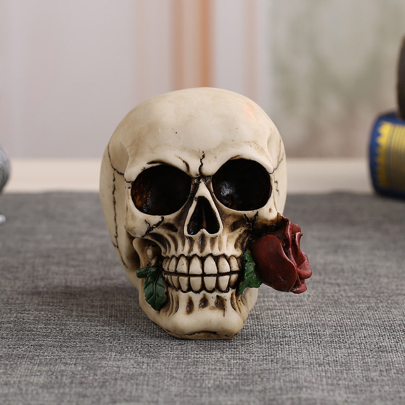 Mouth Bite Rose Skull Skull Head Personality Creative Gifts Halloween Scenes Decorative Props Fools for the whole People's props