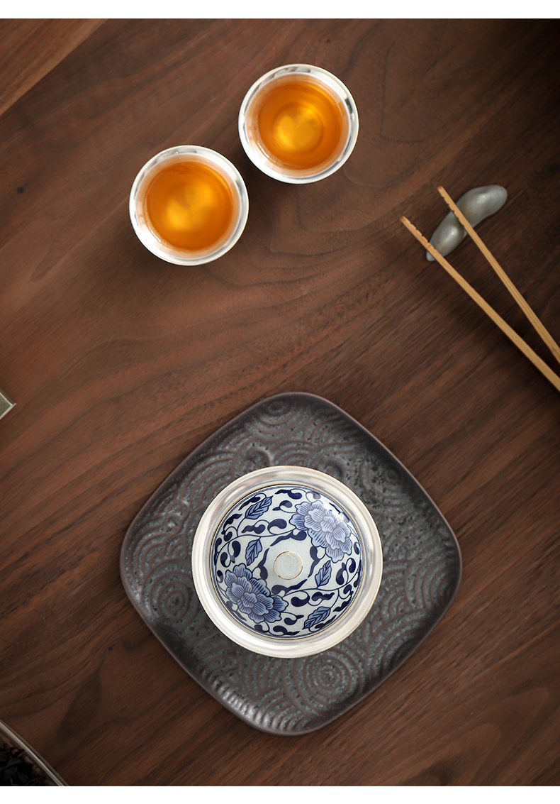 Blue and white porcelain coppering. As silver dry tea set to restore ancient ways of zen lotus household ceramic tea three silver tureen tea cups