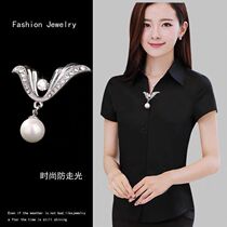 Atmospheric pearl brooch corsage neckline anti-light buckle fixed clothes cardigan pin Joker fashion accessories