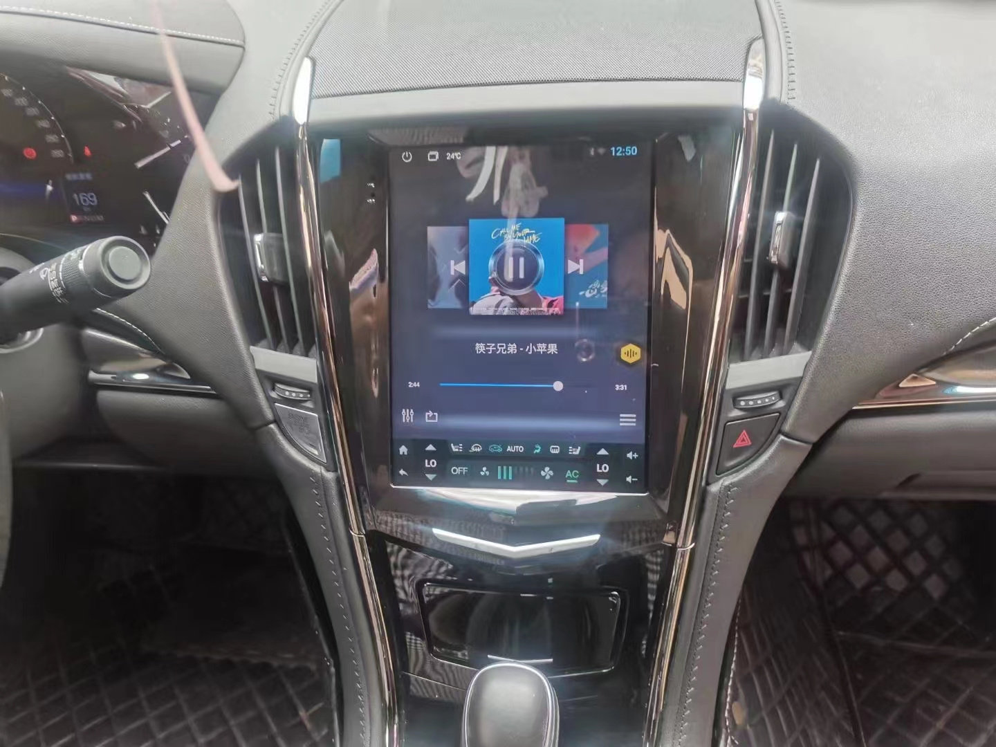 Suitable for Cadillac Ats/Xts/Srx Vertical Screen 10.4inch Air Conditioning Screen Control Dedicated Central Control Screen Android Guide