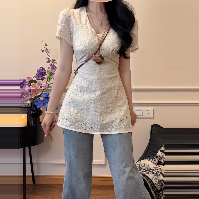 Plus-Size Lace Hollow-Out Short-Sleeve T-Shirt for Women, Summer, Slimming, Gentle Style, Unique and Elegant Top