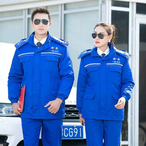 Зимой Faw Volkswagen 4S магазин автоматически ремонтный ремонт.