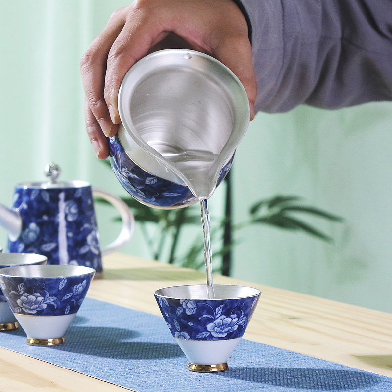 Xin arts edge ceramic coppering. As silver kung fu tea set a complete set of tea cups lid bowl of blue and white porcelain tea set