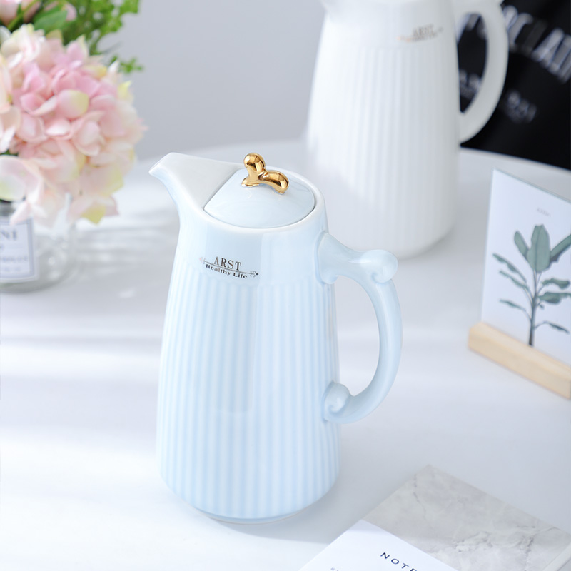Ya cheng DE cold ceramic kettle north European contracted a cold kettle domestic large capacity with cover the summer fruit juice maker