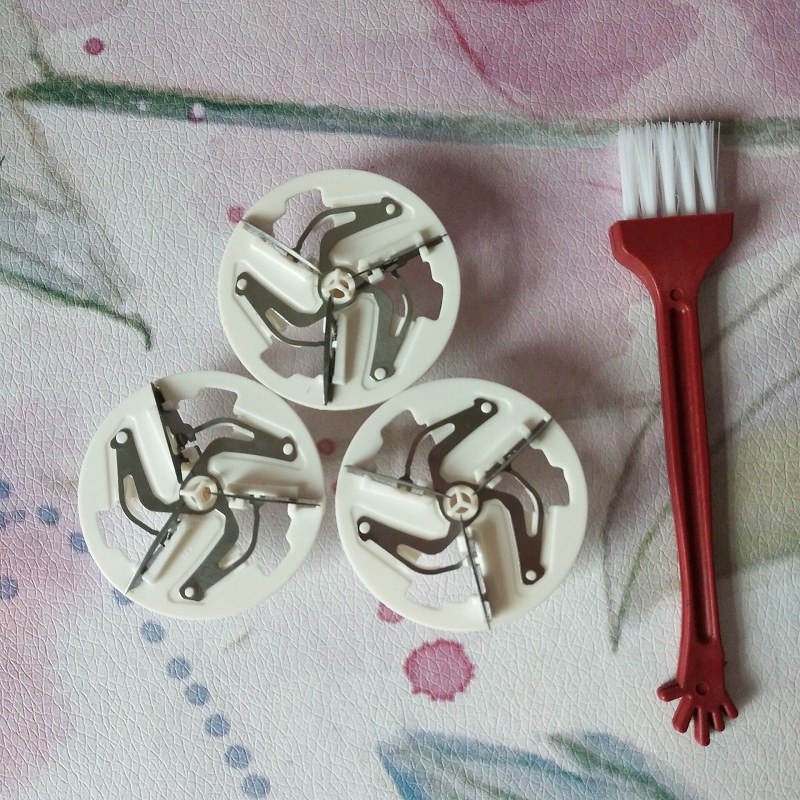 máy cắt lông xù quần áo hải phòng Renjie tóc bóng tông đơ cắt đầu cạo lưỡi máy để bóng máy cạo râu máy cạo râu lưỡi phổ quát - Link Remover 	máy cắt lông xù quần áo hando