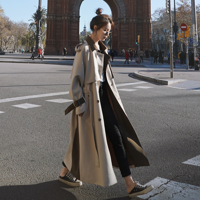 This year's popular over-the-knee mid-length Korean version of the loose high-end windbreaker women's 2022 spring and autumn new British style coat