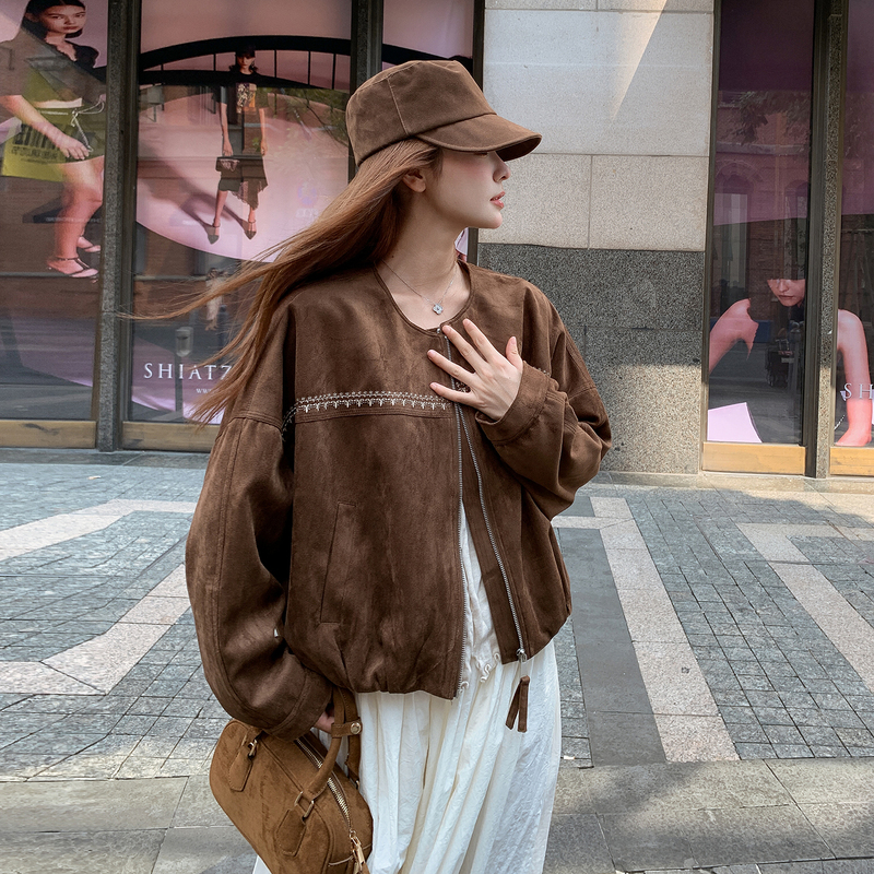 American Retro Melard Coffee-Colored Short Jacket for Petite Women, Spring 2026 New Casual Round-Neck Jacket Top