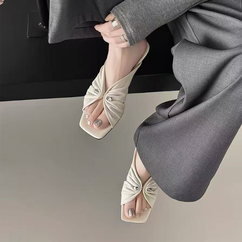 French-Style Versatile Comfortable 3cm Wedge Heel Slip-On Sandals for Women 2026 New Summer Outdoor Square-Toe Open-Toe Sandals
