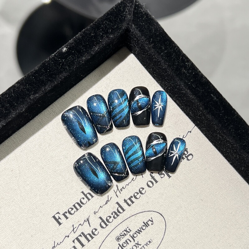 European and American ins Wind Elf Eyes Dark Abyss Blue Cat Eye Sweet Cool Nail Art Patch Purely Handmade Wearable Nails