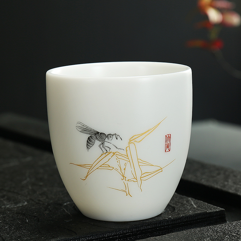 Dragon invertors kung fu tea cups dehua white porcelain tea set sample tea cup ceramic cup master individual single CPU pu - erh tea, red tea cups