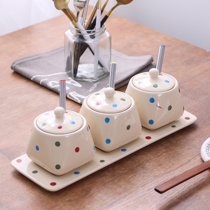 A Wave of creative ceramic seasoning as cans suit household necessities MSG jar with spoons condiment bottles of kitchen utensils
