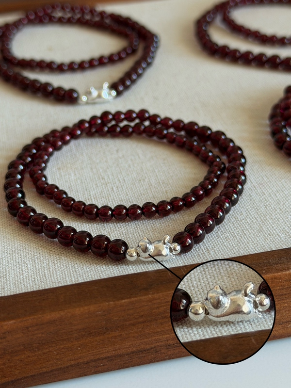 Original Natural Garnet Cat-Shaped Red Garnet Bracelet