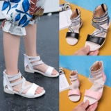 Летние модные сандалии, детская обувь для принцессы, из натуральной кожи, коллекция 2021, мягкая подошва, подходит для подростков