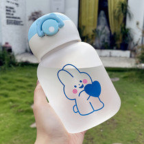 Anti-fall large-capacity plastic straw water cup high-value female student ins Korean version of the water bottle niche simple teacup