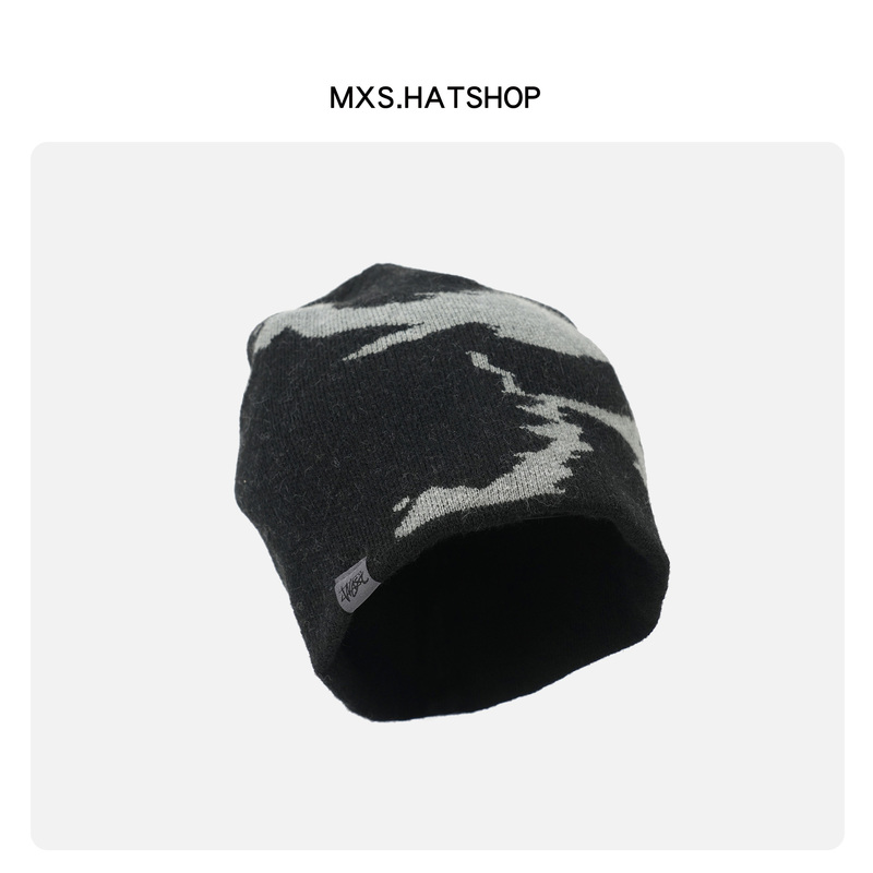 Retro Mixed Color Knitted Hat for Men and Women, American Style Autumn and Winter Warm Ear Protection Cold Hat, Personalized Trendy Brand Woolen Hat Retro Mixed Color Knitted Hat for Men and Women, American Style Autumn and Winter Warm Ear Protection Cold Hat, Personalized Trendy Brand Woolen Hat
