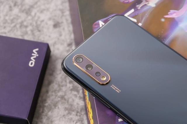 vivo Z5极速幻影版X梦幻西游礼盒