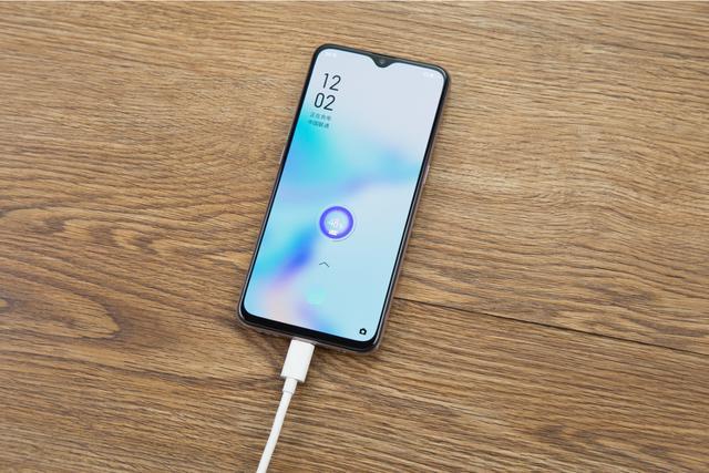 拍照快充OPPO K5面面俱到！